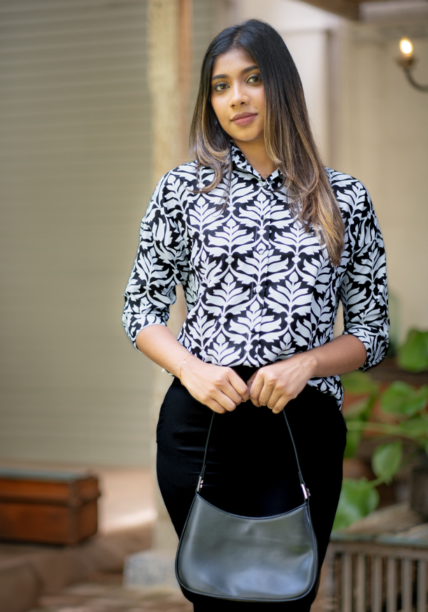 LORIDA BLACK PRINTED BLOUSE